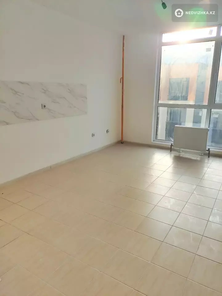 1-комнатная квартира, этаж 4 из 10, 51 м², фотография 2