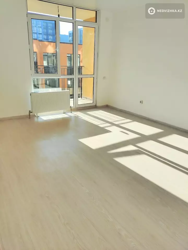 1-комнатная квартира, этаж 4 из 10, 51 м², фотография 3