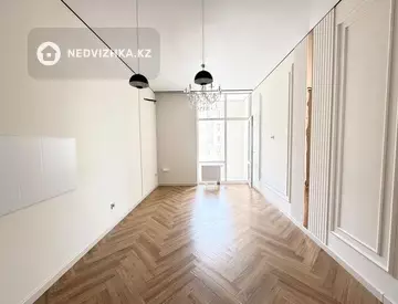 2-комнатная квартира, этаж 10 из 12, 47 м², миниатюра 2