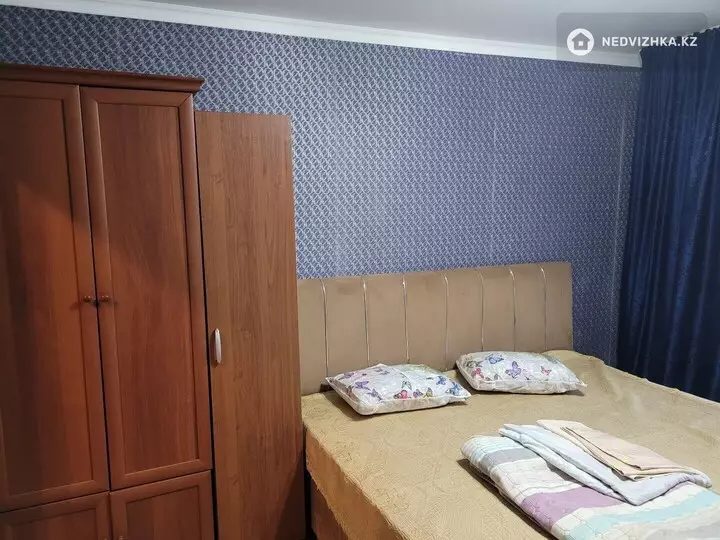 3-комнатная квартира, этаж 2 из 3, 78 м², На длительный срок, фотография 2
