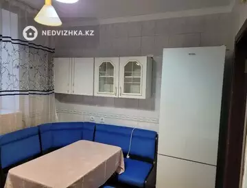 3-комнатная квартира, этаж 2 из 3, 78 м², На длительный срок, миниатюра 10