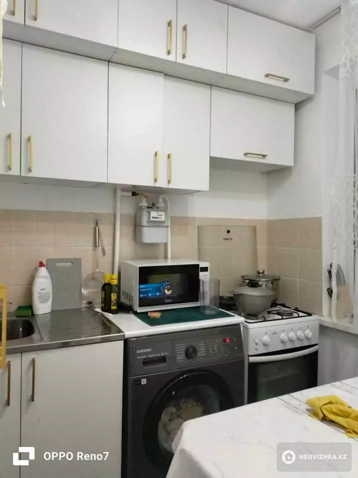 2-комнатная квартира, этаж 3 из 5, 46 м², фотография 3