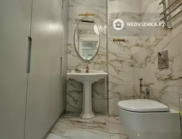 4-комнатная квартира, этаж 2 из 3, 198 м², миниатюра 9
