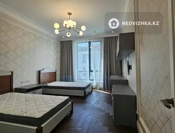 4-комнатная квартира, этаж 2 из 3, 198 м², миниатюра 11