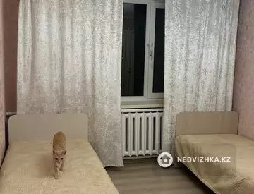 3-комнатная квартира, этаж 2 из 2, 72 м², миниатюра 2