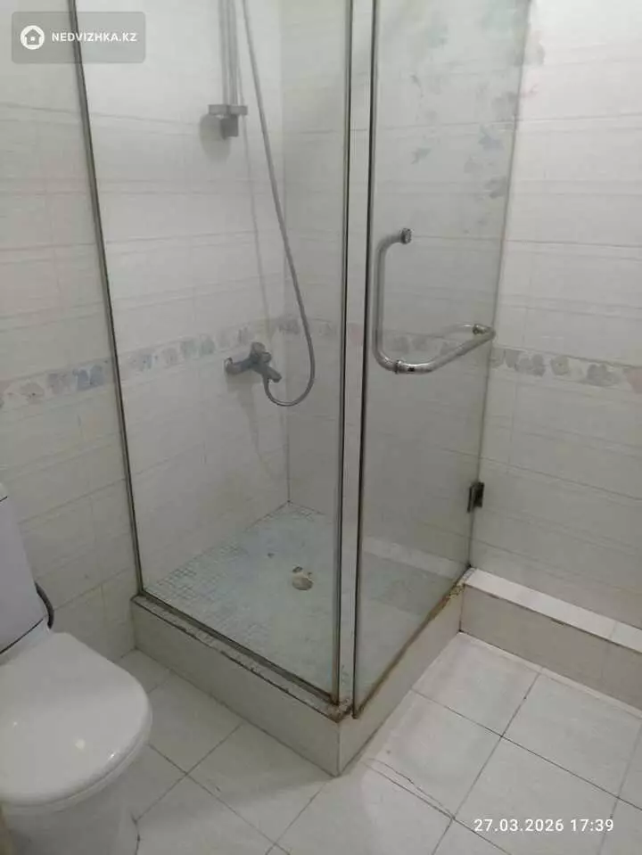 2-комнатная квартира, этаж 10 из 12, 72 м², фотография 3