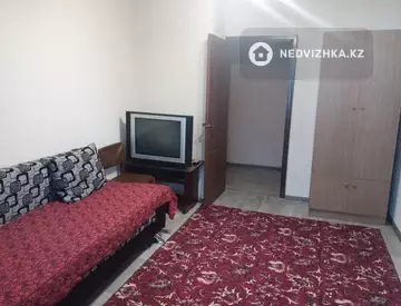 3-комнатная квартира, этаж 3 из 5, 66 м², миниатюра 4