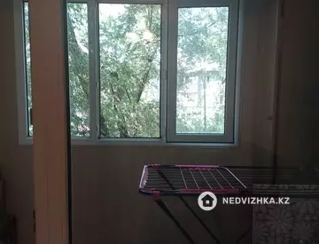 3-комнатная квартира, этаж 3 из 5, 66 м², миниатюра 12