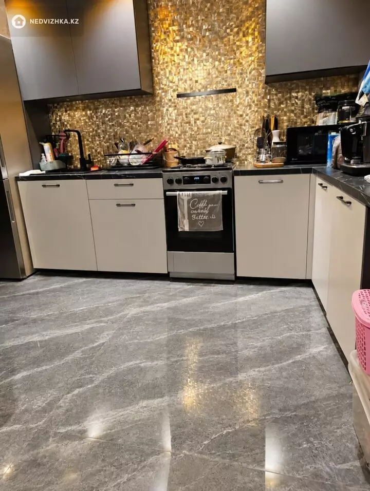 6-бөлмелі үй, 5 соттық, 175 м², 4-фотосурет