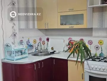 3-комнатная квартира, этаж 1 из 5, миниатюра 7