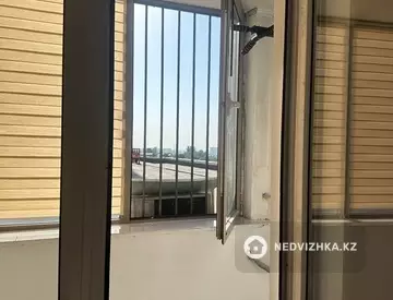 1-комнатная квартира, этаж 3 из 10, 43 м², миниатюра 9