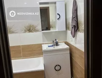 1-комнатная квартира, этаж 3 из 10, 43 м², миниатюра 10