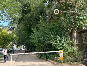 2-комнатная квартира, этаж 1 из 5, 36 м², миниатюра 2