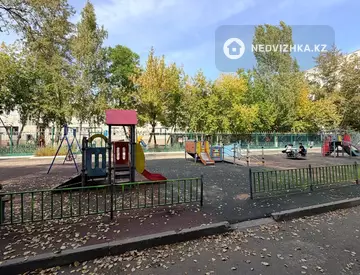 2-комнатная квартира, этаж 1 из 5, 36 м², миниатюра 3