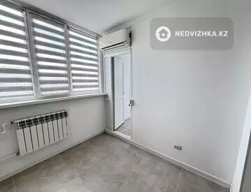 3-комнатная квартира, этаж 4 из 5, 87 м², миниатюра 11