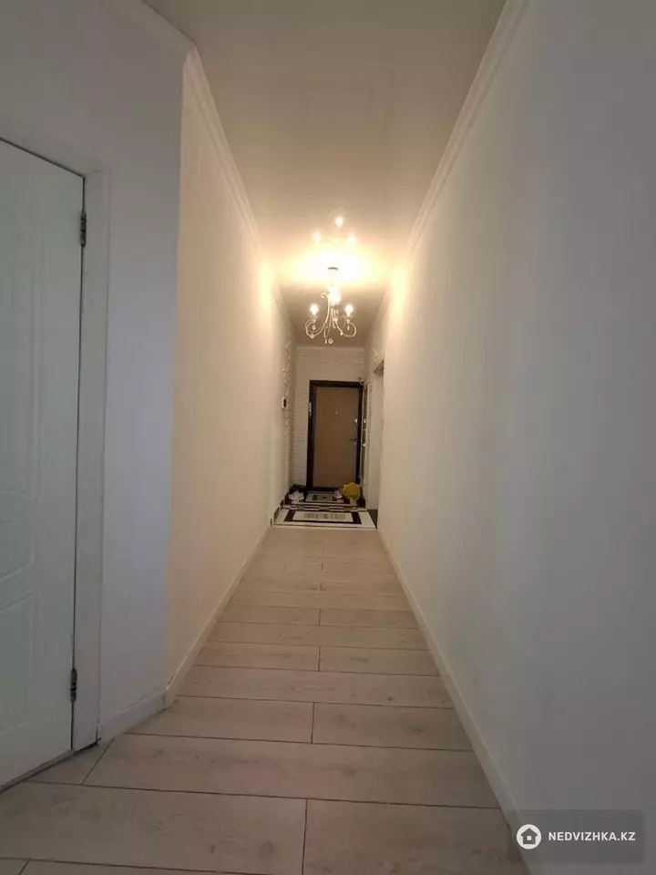 3-комнатная квартира, этаж 7 из 19, 80 м², фотография 5