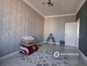 3-комнатная квартира, этаж 7 из 19, 80 м², миниатюра 4