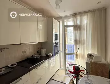 3-бөлмелі пәтер, қабат 8 барлық қабат саны 18, 73 м², 5-нобай