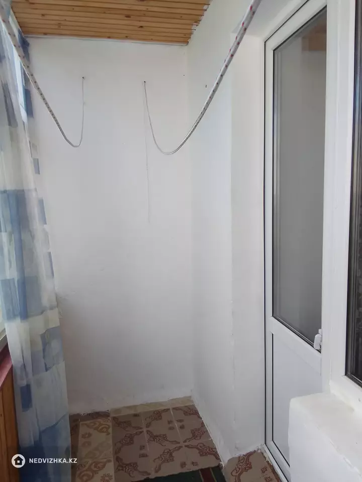 2-комнатная квартира, этаж 5 из 5, 56 м², фотография 4