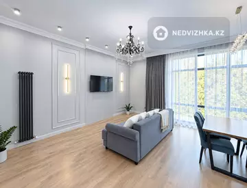 2-комнатная квартира, этаж 3 из 3, 80 м²
