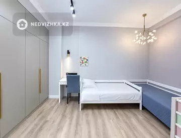 2-комнатная квартира, этаж 3 из 3, 80 м², миниатюра 11