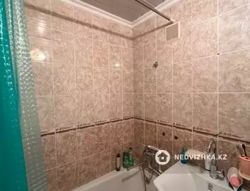 2-комнатная квартира, этаж 4 из 9, 51 м²