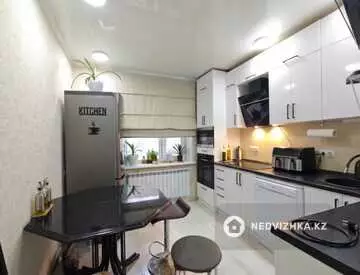 4-бөлмелі пәтер, қабат 1 барлық қабат саны 9, 77 м², 4-нобай