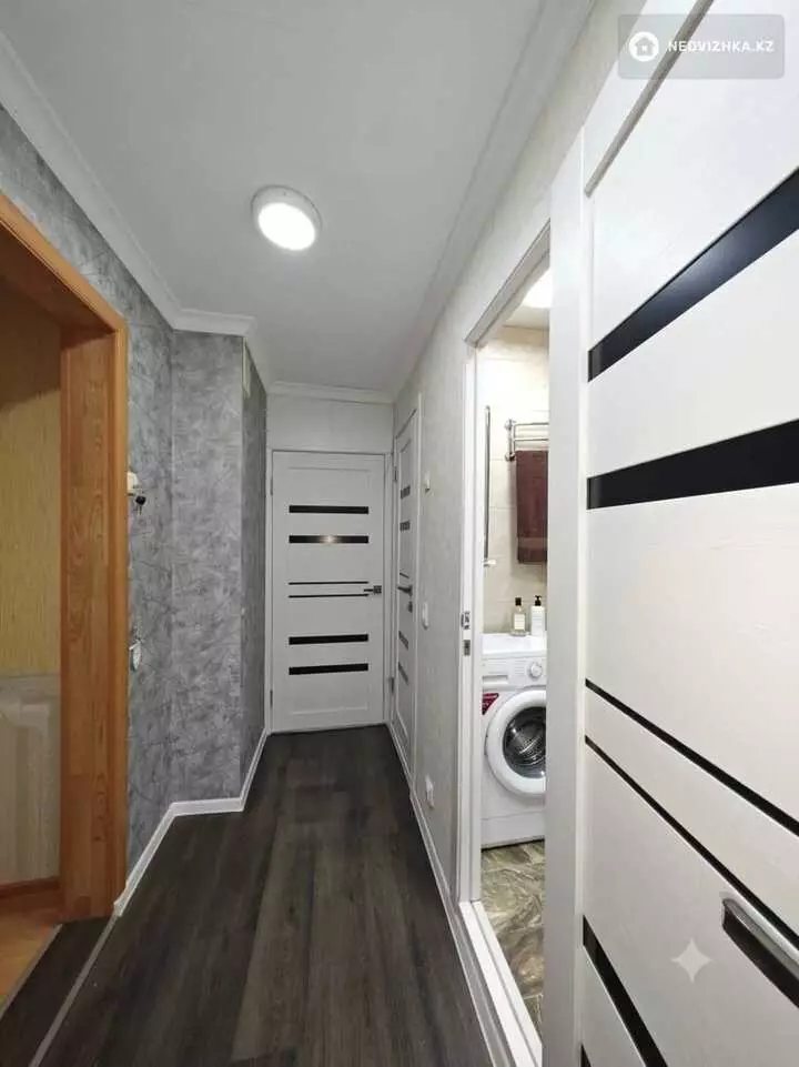4-комнатная квартира, этаж 1 из 9, 77 м², фотография 5