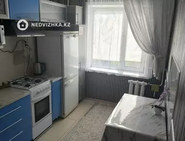 2-комнатная квартира, этаж 7 из 9, 52 м², Посуточно