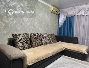 2-комнатная квартира, этаж 7 из 9, 52 м², Посуточно, миниатюра 11