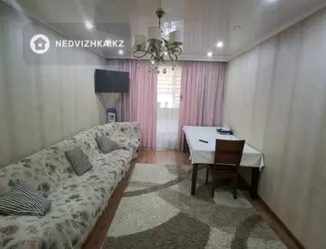 3-комнатная квартира, этаж 1 из 9, 88 м², миниатюра 1