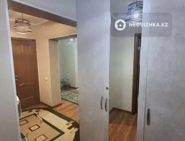 3-комнатная квартира, этаж 1 из 9, 88 м², миниатюра 10