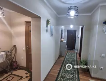 3-комнатная квартира, этаж 1 из 9, 88 м², миниатюра 12