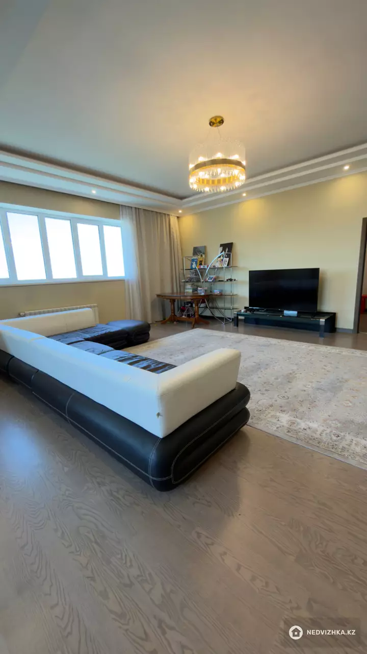 4-бөлмелі пәтер, қабат 10 барлық қабат саны 10, 160 м², 2-фотосурет