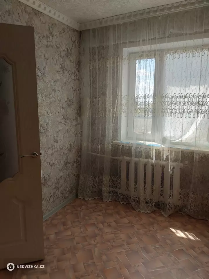 2-комнатная квартира, этаж 5 из 5, 55 м², фотография 3