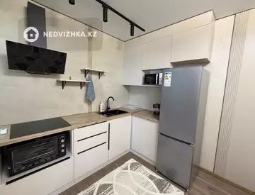3-комнатная квартира, этаж 11 из 13, 67 м², На длительный срок, миниатюра 11