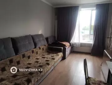 1-комнатная квартира, этаж 2 из 10, 42 м²