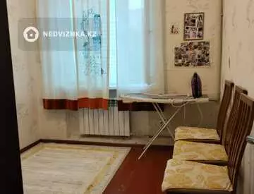 2-комнатная квартира, этаж 3 из 4, 38 м², миниатюра 3