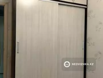 2-комнатная квартира, этаж 3 из 4, 38 м², миниатюра 4
