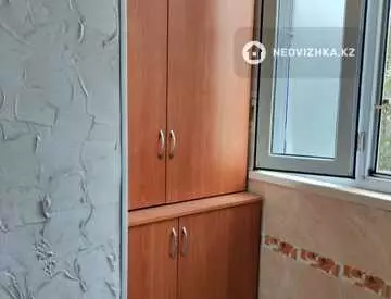 2-комнатная квартира, этаж 3 из 4, 38 м², миниатюра 8