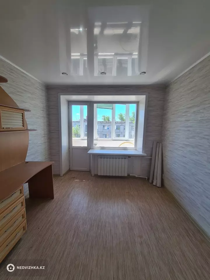 3-комнатная квартира, этаж 5 из 5, 63 м², фотография 4