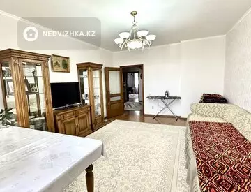 3-комнатная квартира, этаж 11 из 14, 95 м², миниатюра 1