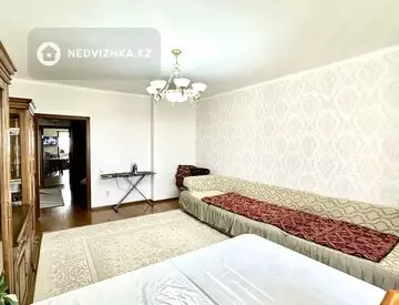 3-комнатная квартира, этаж 11 из 14, 95 м², миниатюра 2