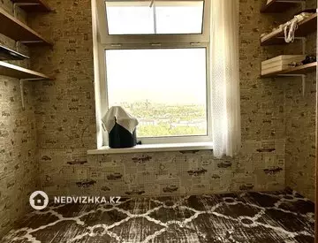 3-комнатная квартира, этаж 11 из 14, 95 м², миниатюра 11