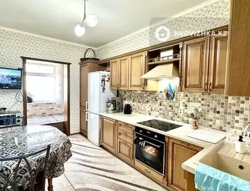 3-комнатная квартира, этаж 11 из 14, 95 м², миниатюра 10
