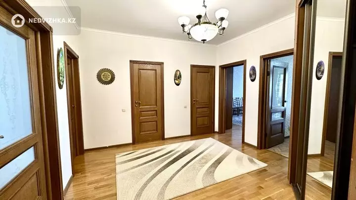 3-комнатная квартира, этаж 11 из 14, 95 м², фотография 5