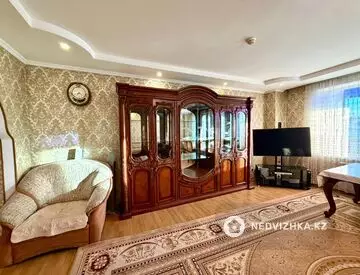 3-бөлмелі пәтер, қабат 4 барлық қабат саны 5, 131 м², 4-нобай