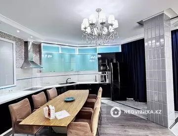 3-комнатная квартира, этаж 3 из 5, 146 м², миниатюра 7