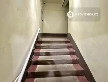 2-комнатная квартира, этаж 2 из 10, 70 м², миниатюра 10