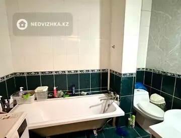 2-комнатная квартира, этаж 2 из 10, 70 м², миниатюра 8